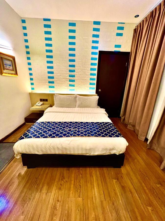 New World Express Motel Bintulu Dış mekan fotoğraf