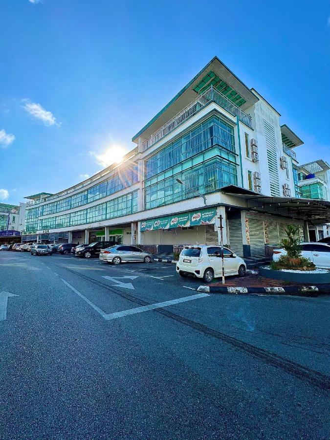 New World Express Motel Bintulu Dış mekan fotoğraf